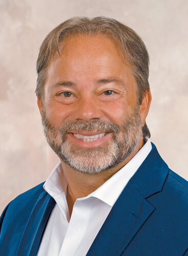 Spence named Lee Health COO